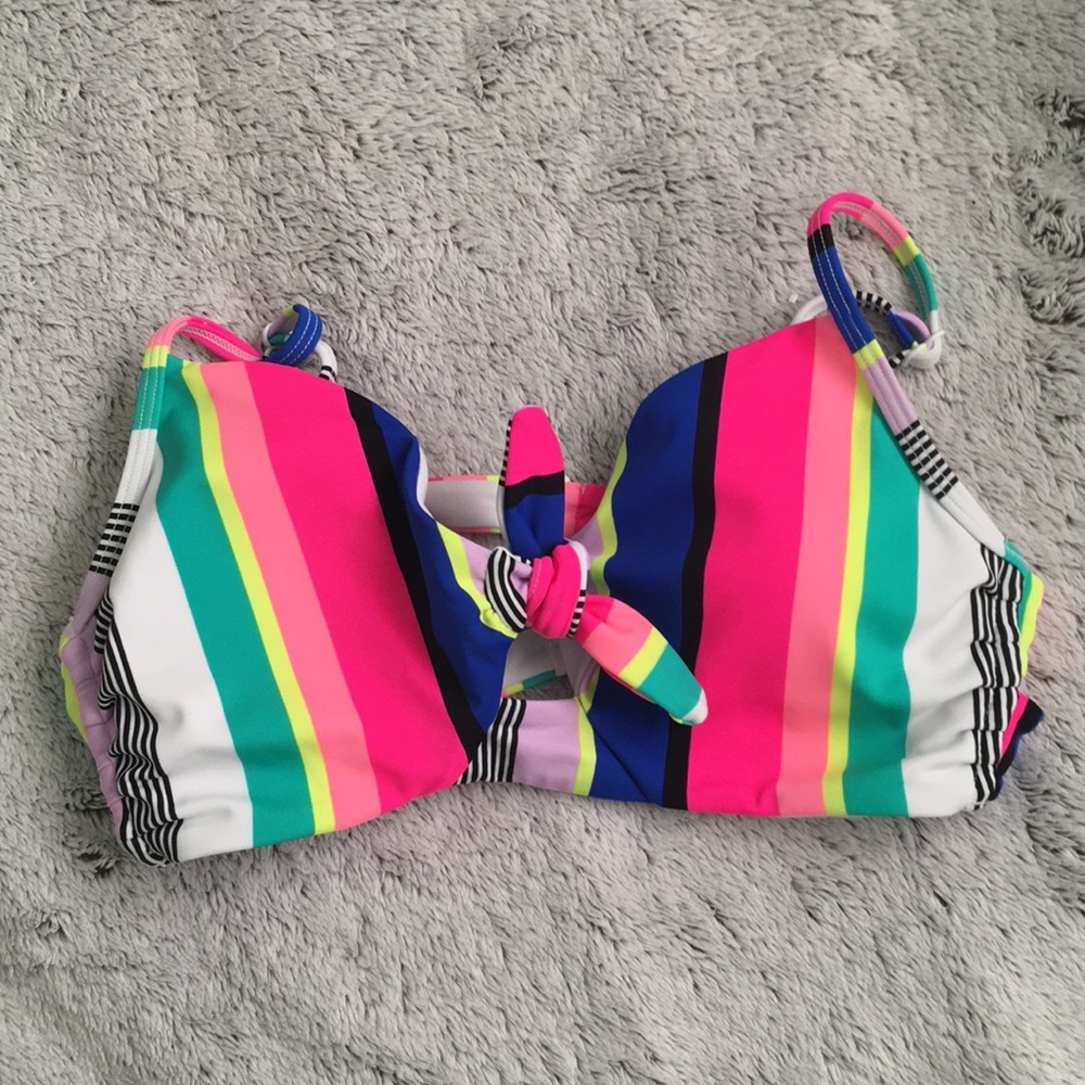 bikini top